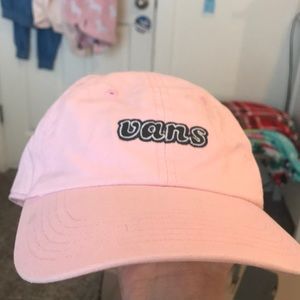cutest never worn pink vans hat